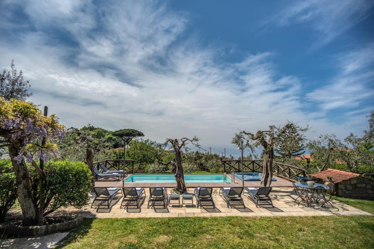 Villa Aragona Historic Villa With Views And Guest Services Massa Lubrense Buitenkant foto